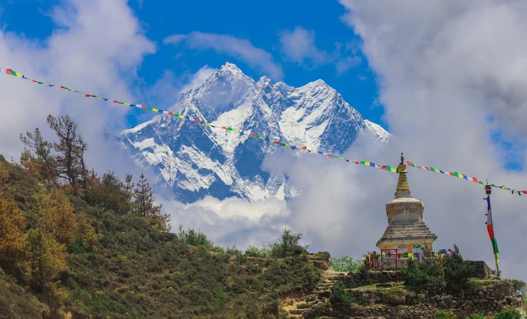 Everest Panaroma View